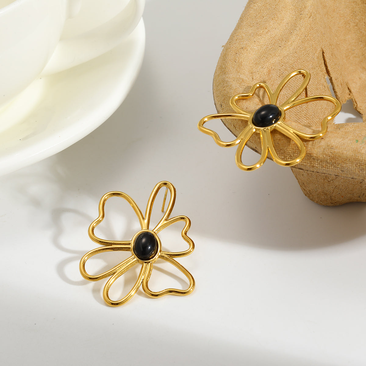 Bloom Grace Earring - 18 K Gold Plated