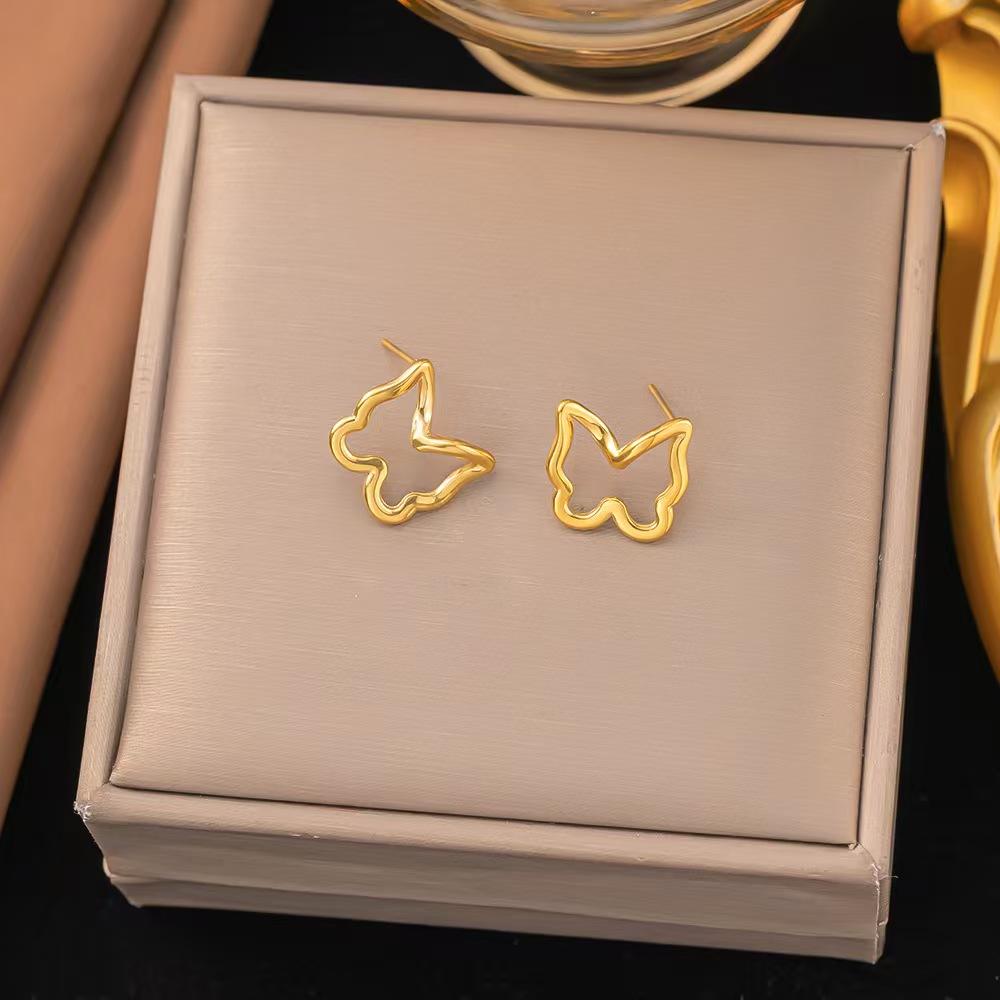 Frevia Pendant Set - 18 K Gold Plated