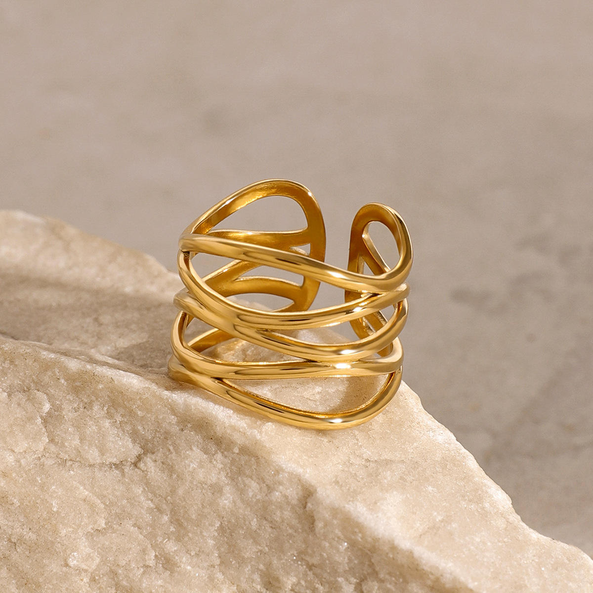 Wavora Cuff Bracelet - 18 K Gold Plated