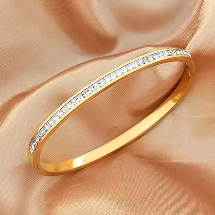 Peak of Grace Bracelet - 18 K Gold Plated