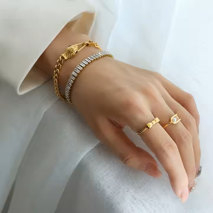Moonlit Bracelet - 18 K Gold Plated