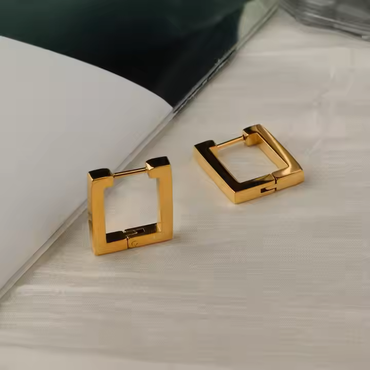 Alorra Earring - 18 K Gold Plated