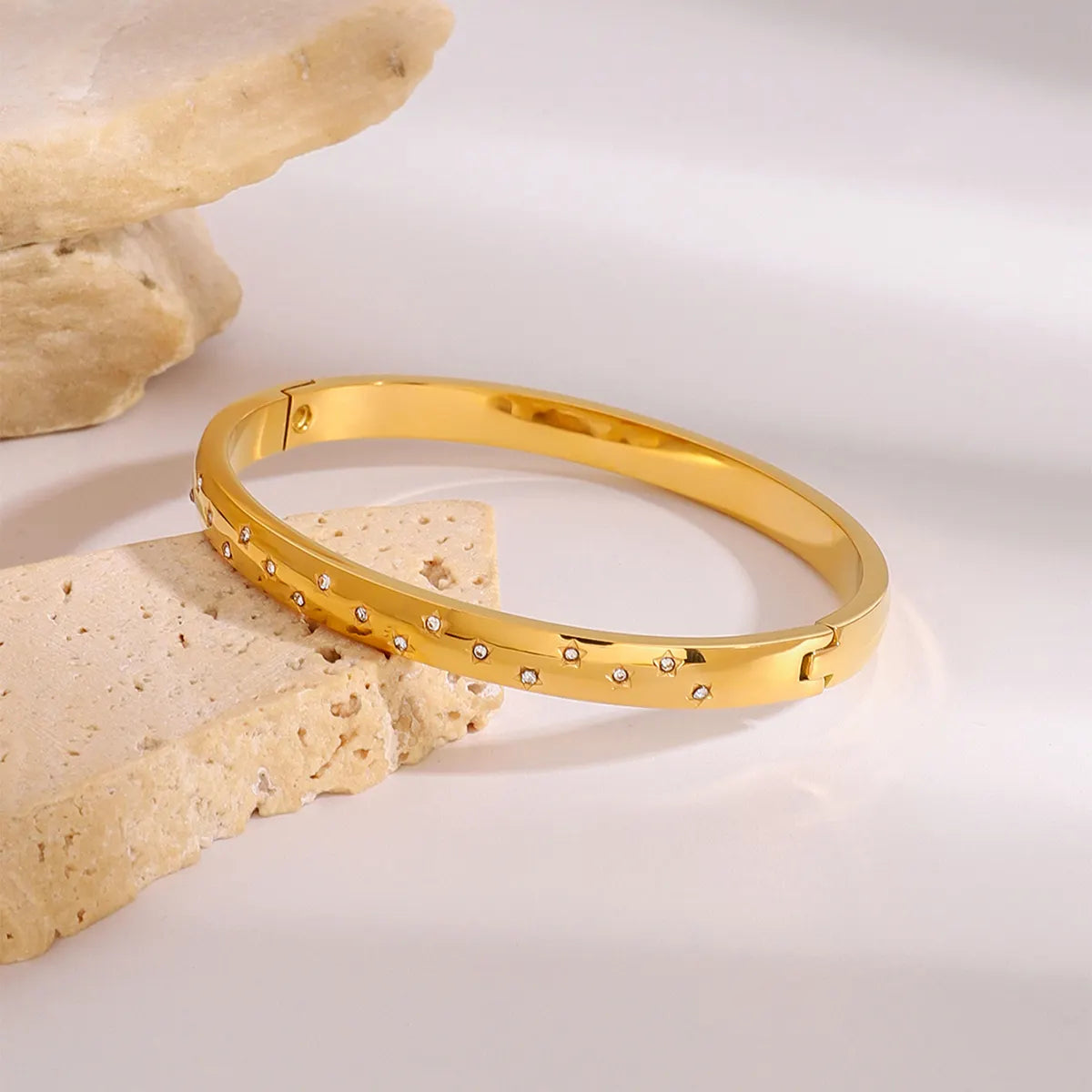 Bond of Love Bracelet - 18 K Gold Plated