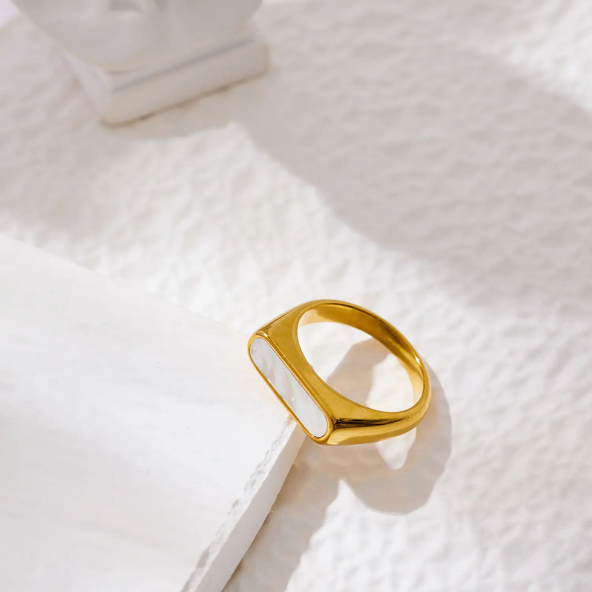 Seashell Ring - 18 K Gold Plated