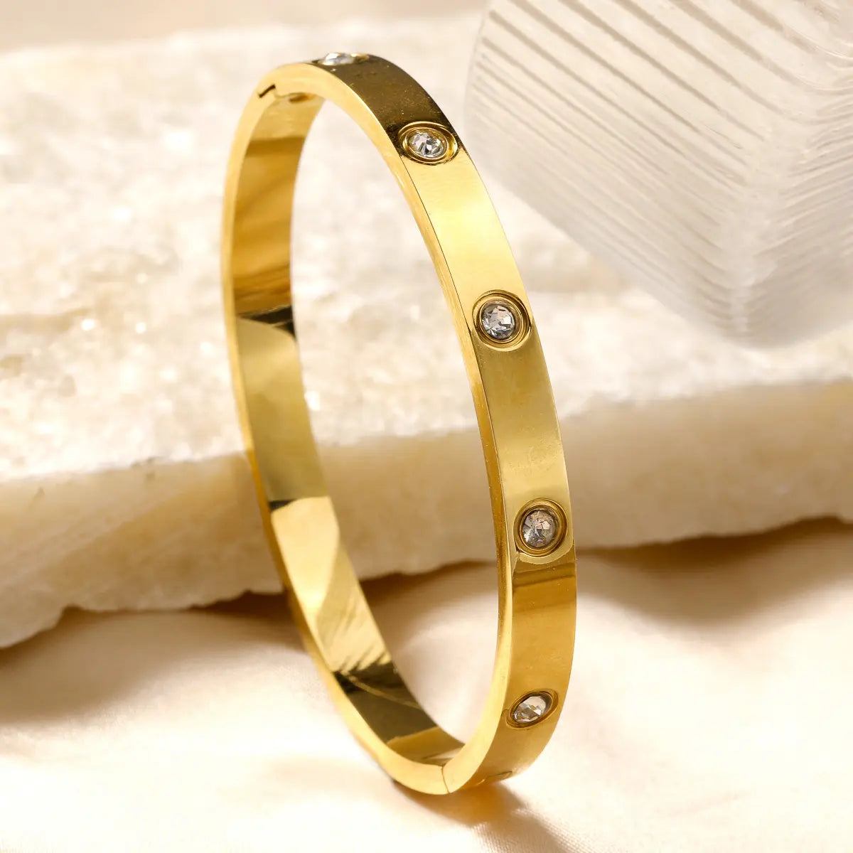 Bold Essence Bracelet - 18 K Gold Plated