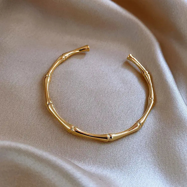 HalfBamboo Bracelet - 18 K Gold Plated