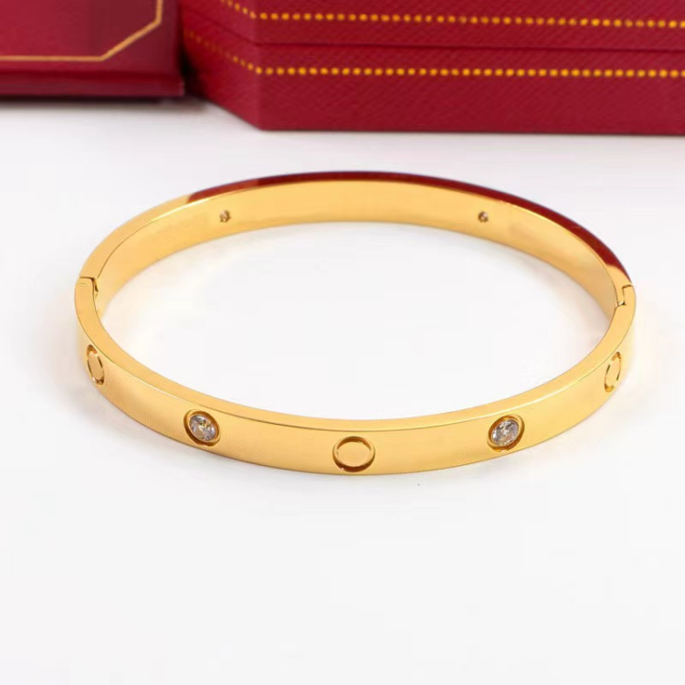 Everyday Luxe Bracelet - 18 K Gold Plated
