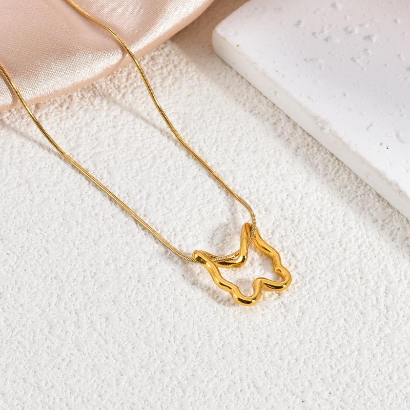 Frevia Pendant Set - 18 K Gold Plated