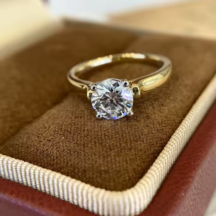 Valentine Ring - 18 K Gold Plated