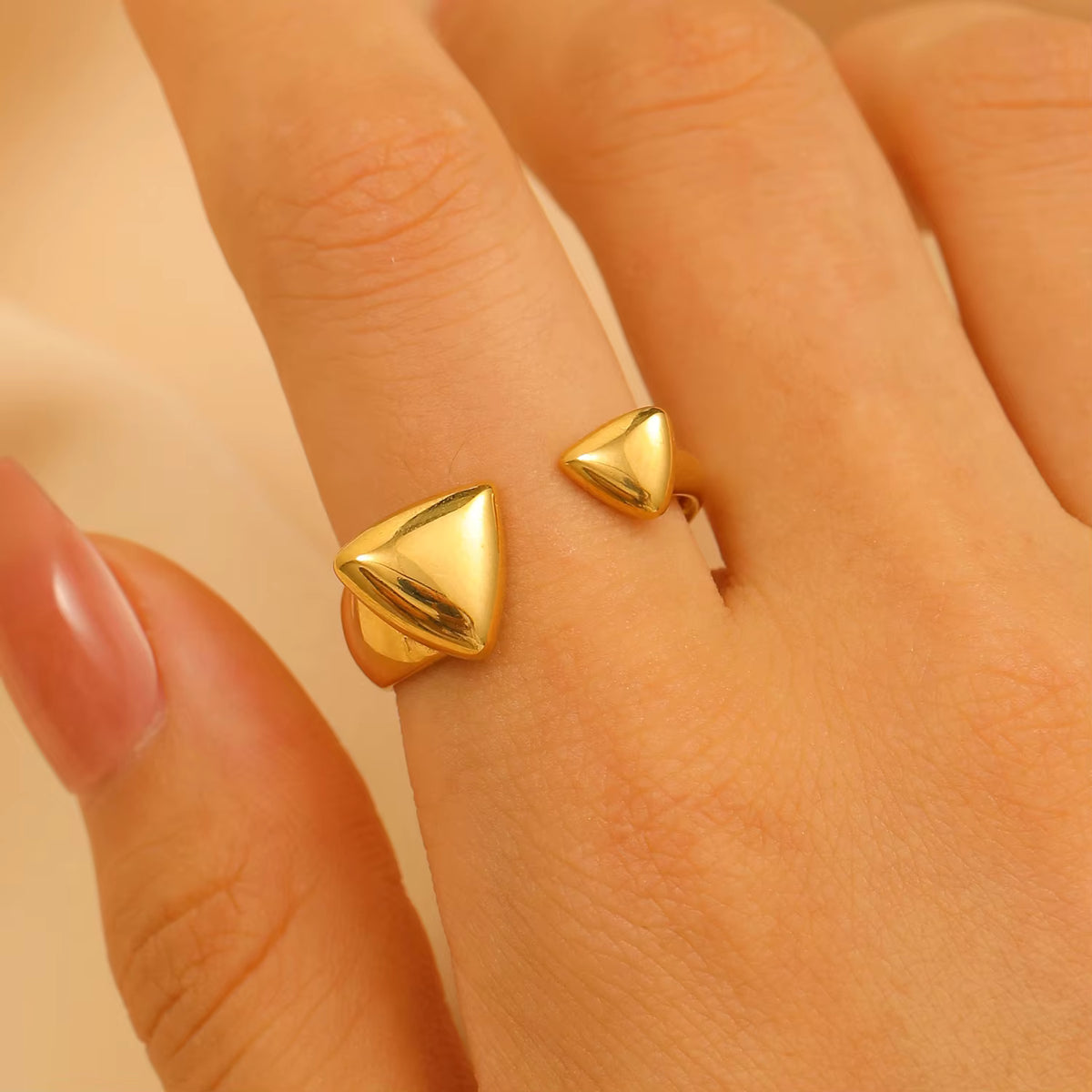 Edge Ring – 18K Gold Plated (Adjustable)