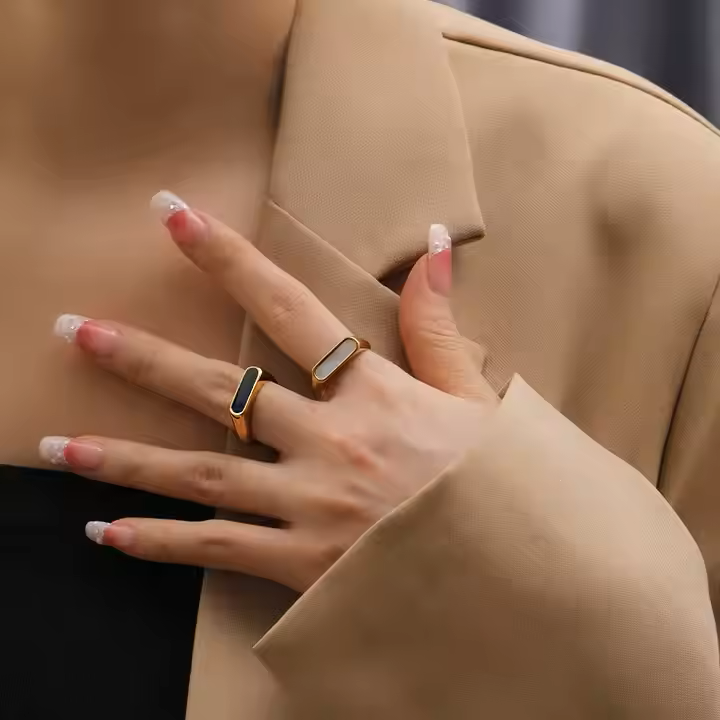 Seashell Ring - 18 K Gold Plated