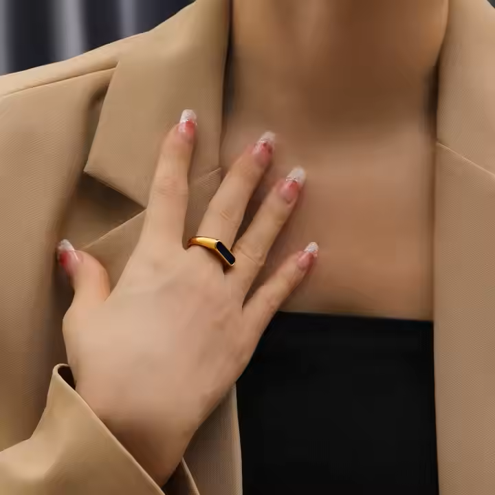 Seashell Ring - 18 K Gold Plated