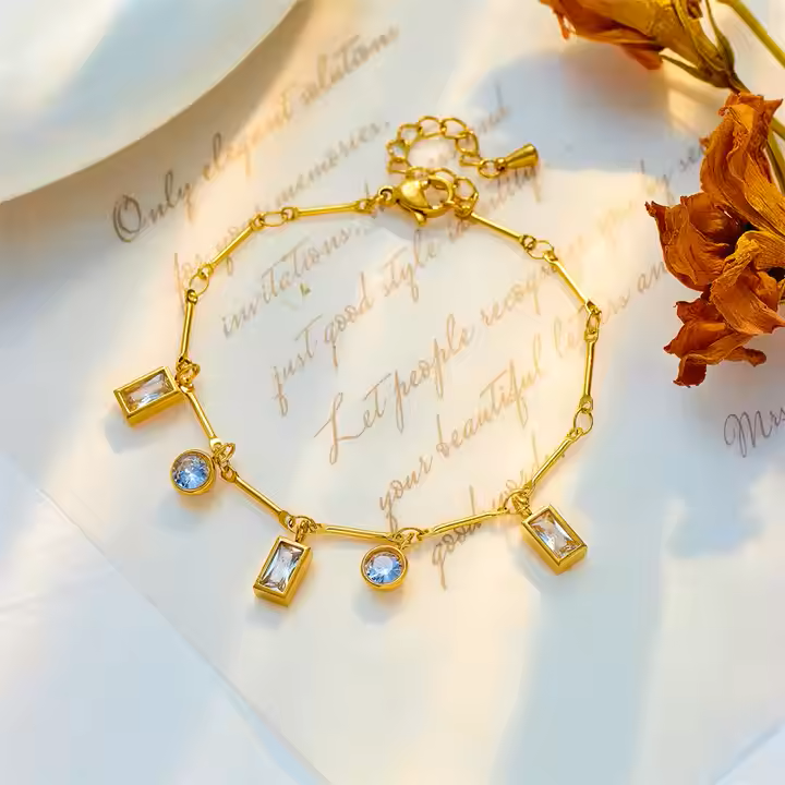 Royal Strand Bracelet - 18 K Gold Plated
