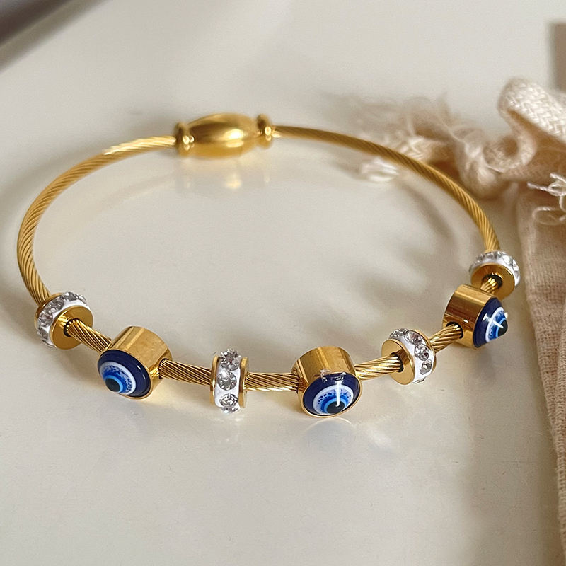 Lucky Charm Bracelet - 18 K Gold Plated