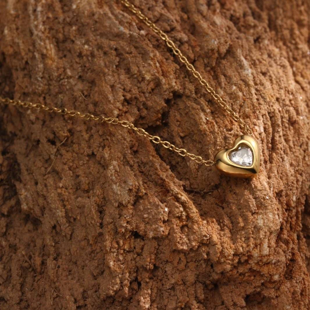 Viora Pendant Set- 18 K Gold Plated