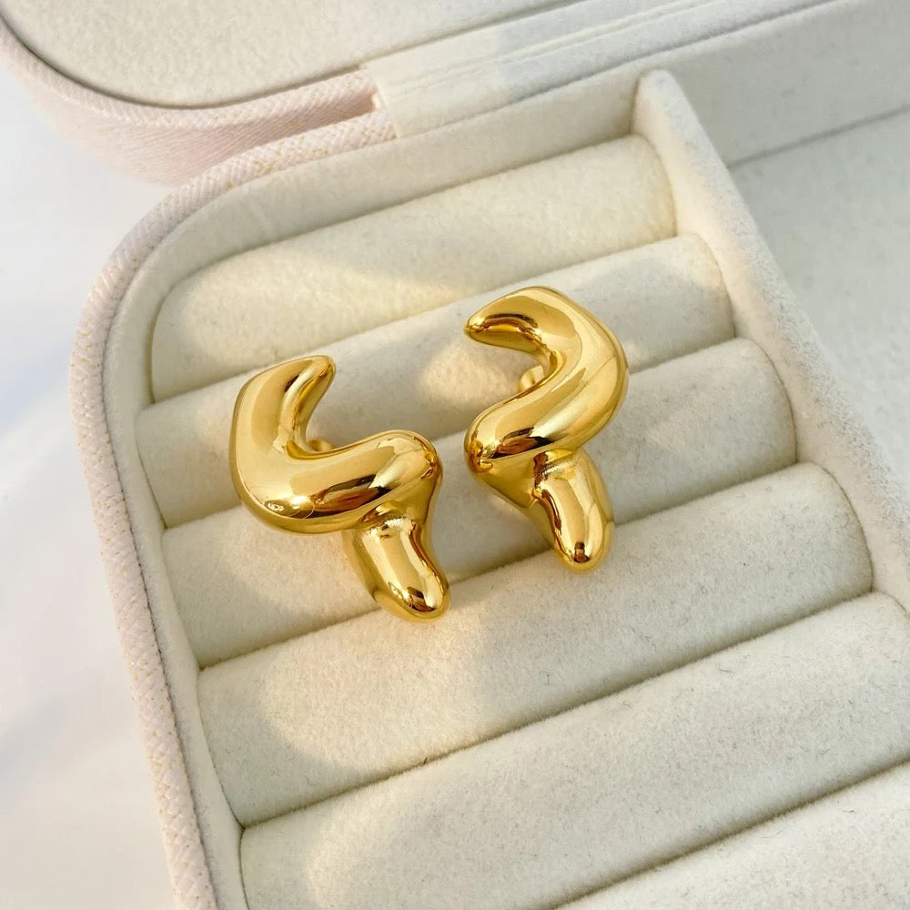 Meadow Glow Earring - 18 K Gold Plated