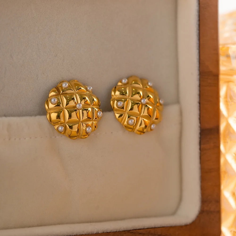 Floral Muse Earring - 18 K Gold Plated