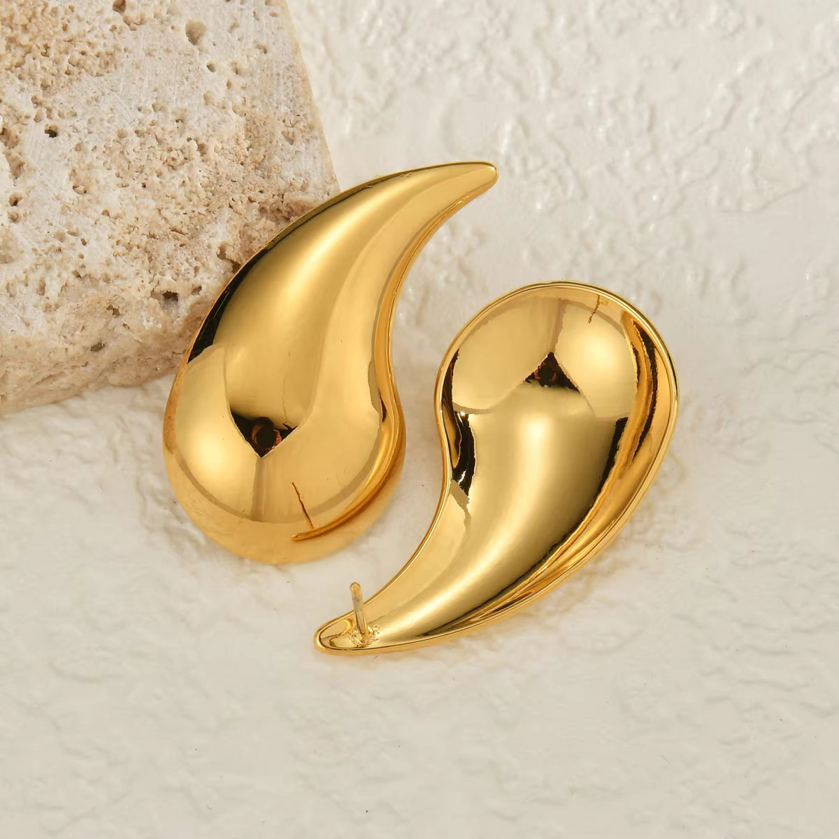 Aria Earring - 18 K Gold Plated