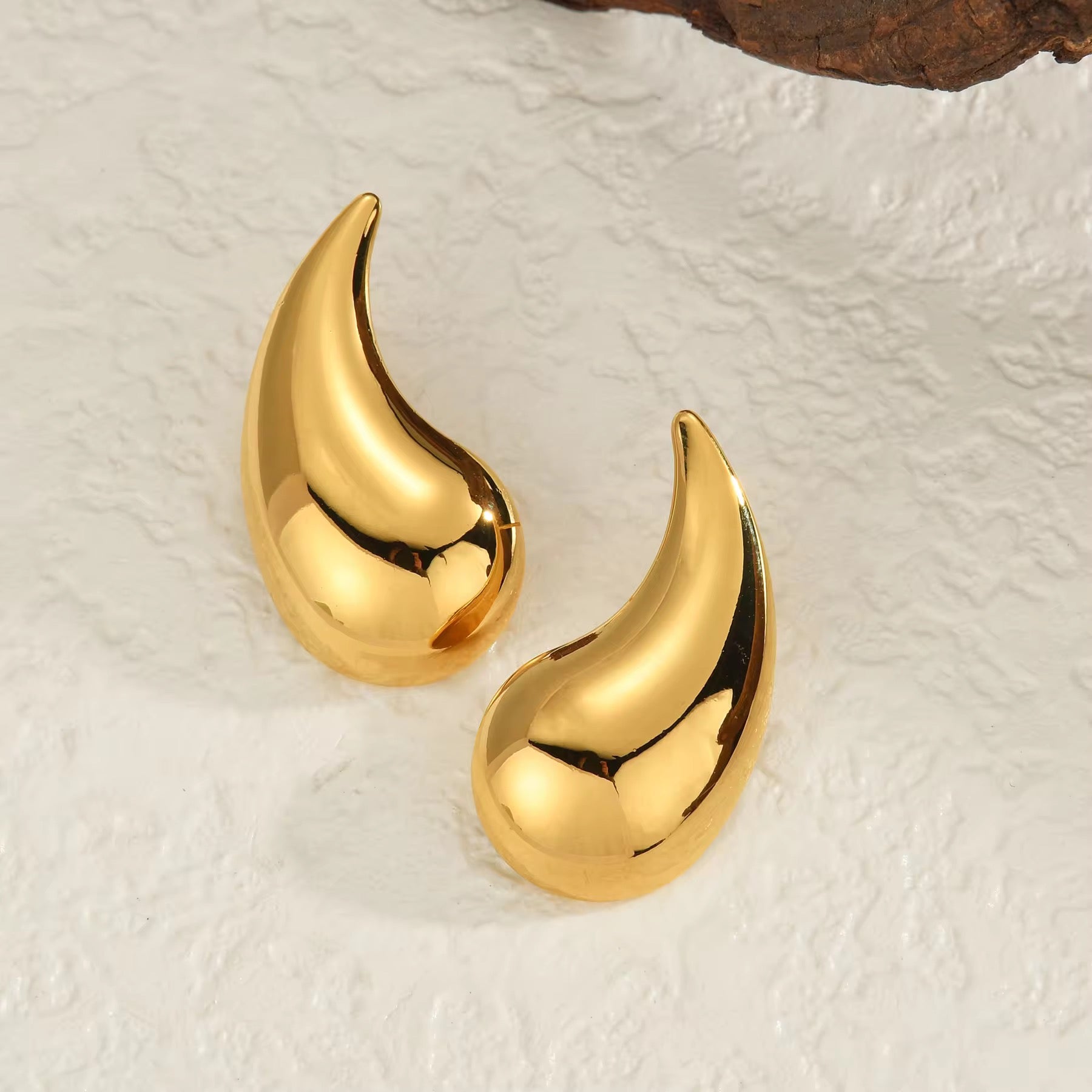 Aria Earring - 18 K Gold Plated