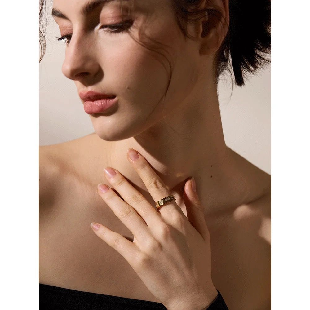 Adore Me Ring - 18 K Gold Plated