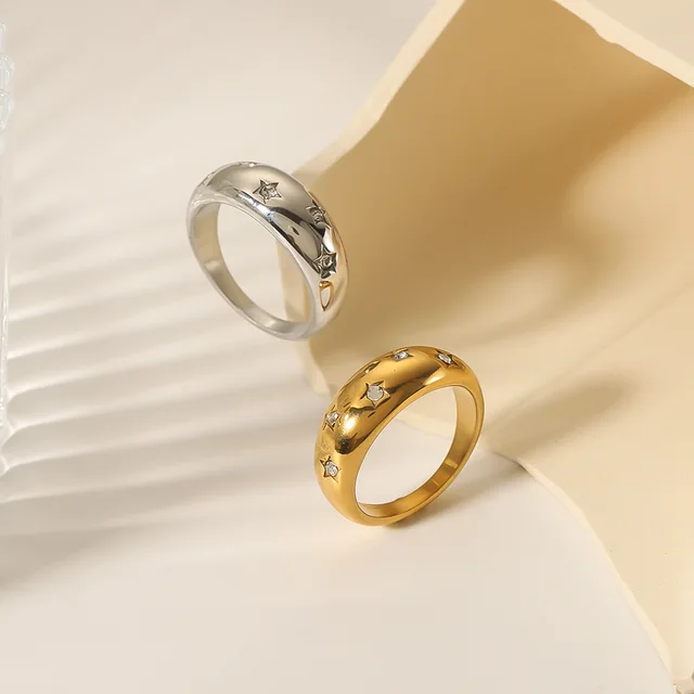 Moonlit Star Band Ring - 18 K Gold Plated