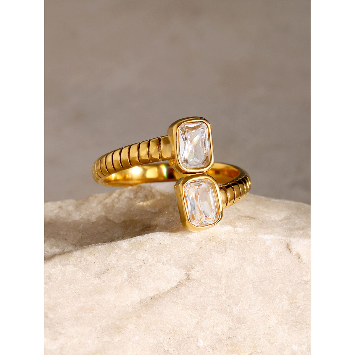 Lustre Ring – 18K Gold Plated (Adjustable)