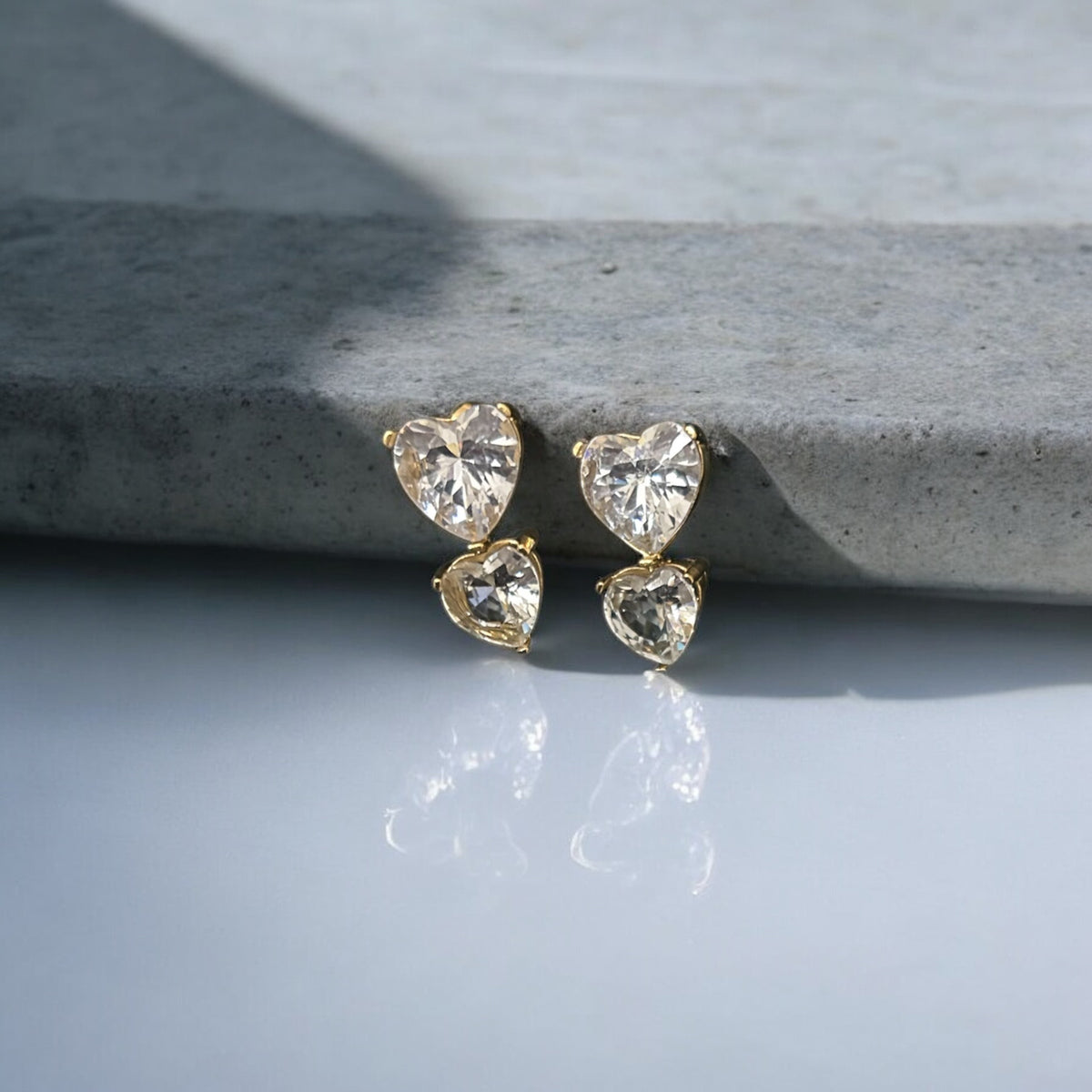 Opal Grace Earring - 18 K Gold Plated