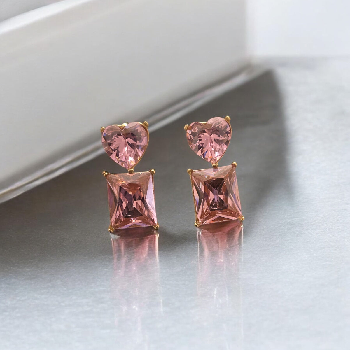 Moon Dust Earring - 18 K Gold Plated