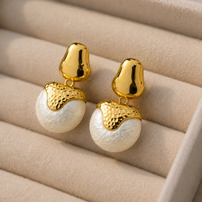 Ivory Glow Earring – 18K Gold Plated
