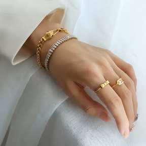 Moonlit Bracelet - 18 K Gold Plated