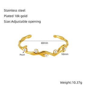 Majestic Statement Bracelet - 18 K Gold Plated (Adjustable)
