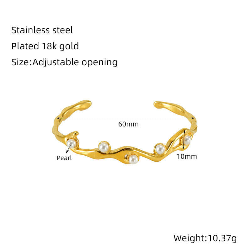 Majestic Statement Bracelet - 18 K Gold Plated (Adjustable)