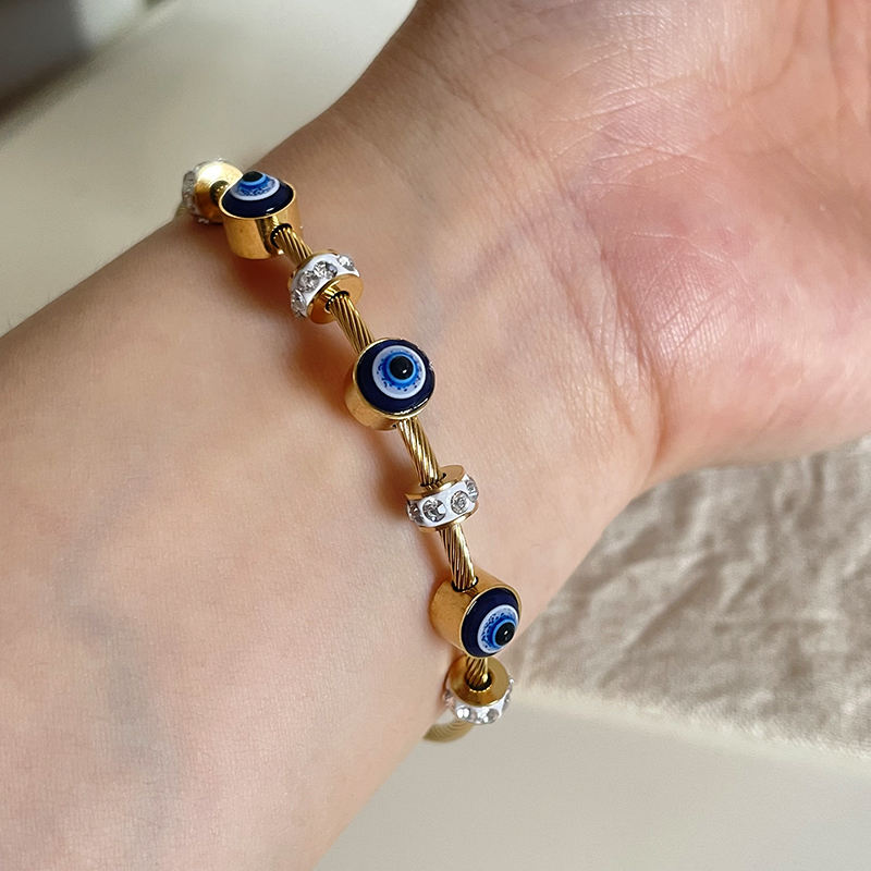 Lucky Charm Bracelet - 18 K Gold Plated