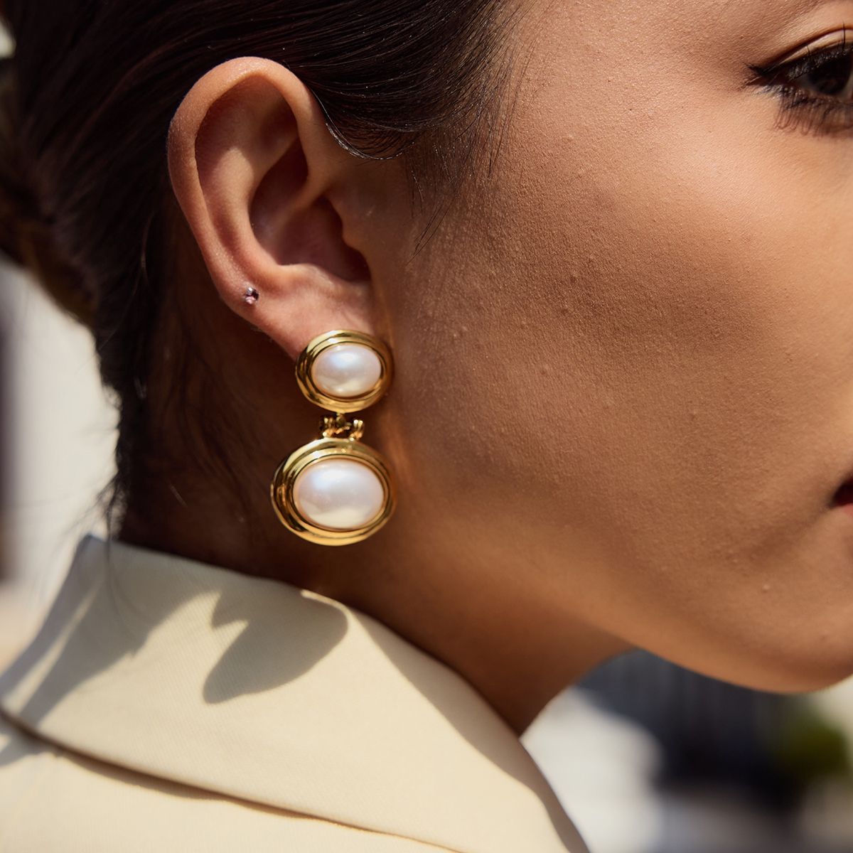 Majestic Pearl Earring - 18 K Gold Plated
