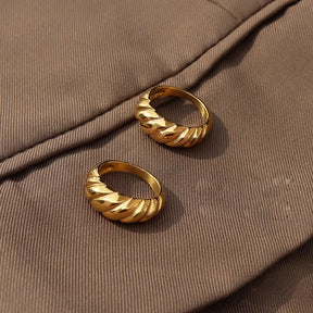 Luna Croissant Band Ring - 18 K Gold Plated