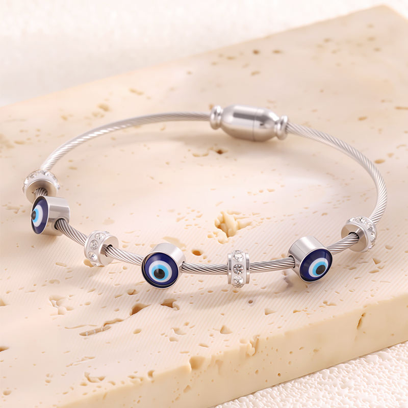 Lucky Charm Bracelet - 18 K Gold Plated
