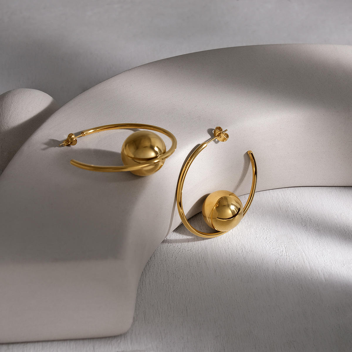 Moony Earring - 18 K Gold Plated