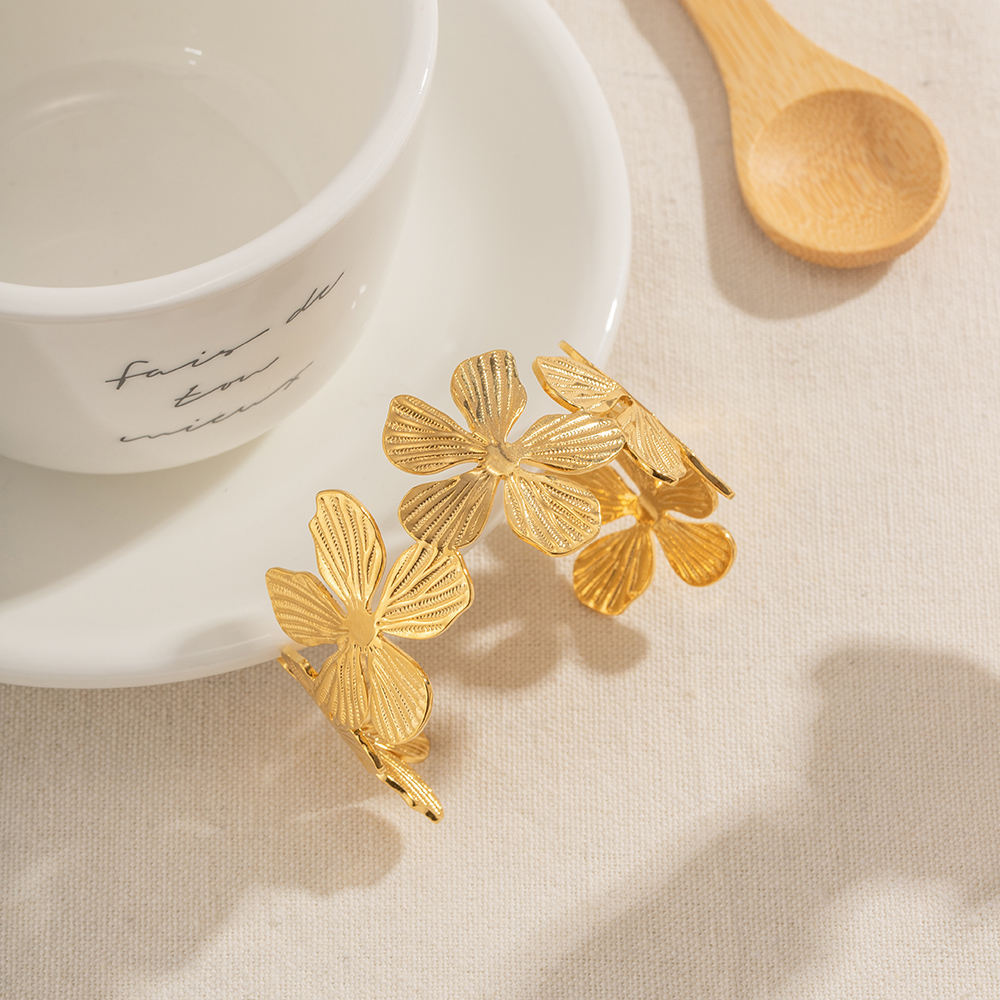 Blossom Bracelet - 18 K Gold Plated