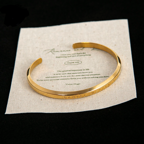 CharmCurve Bracelet - 18 K Gold Plated (Adjustable)