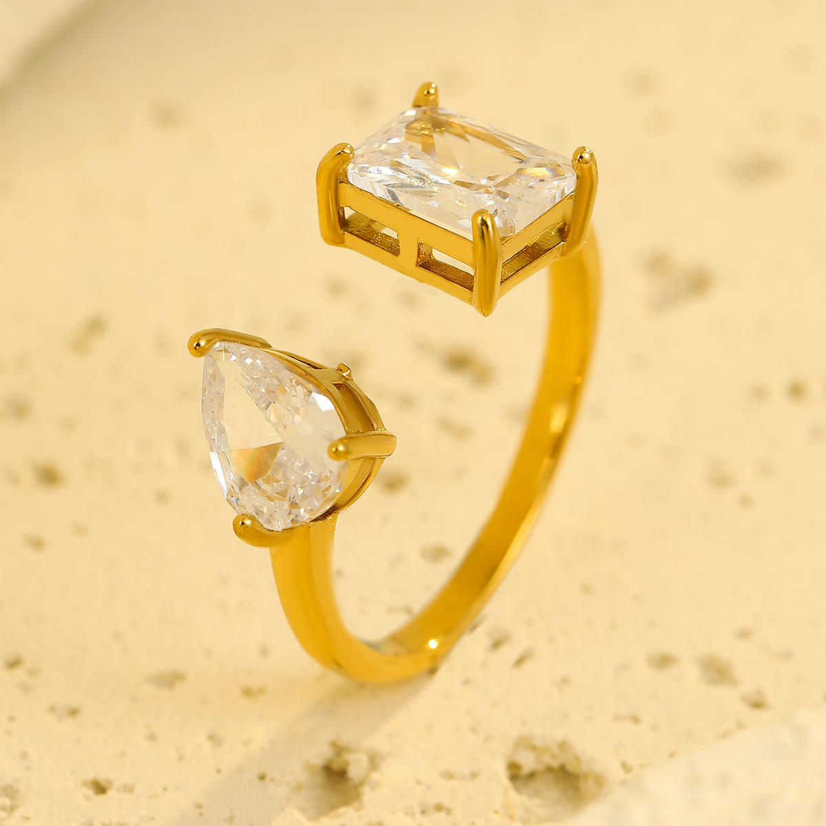 Diora Ring- 18 K Gold Plated (Adjustable)