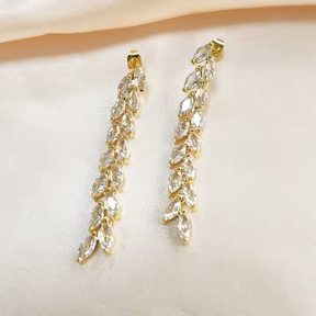 Glintara Earring - 18 K Gold Plated