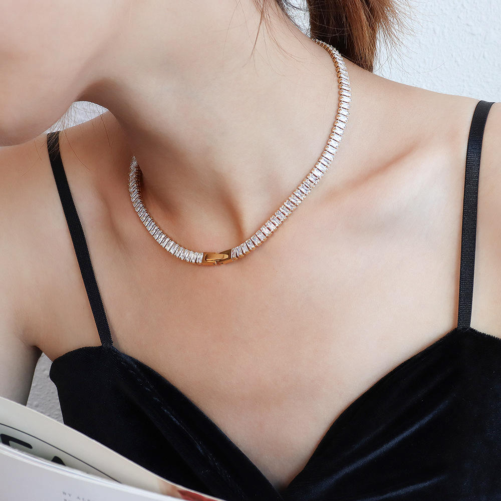 Crystelle Neckpiece - 18 K Gold Plated