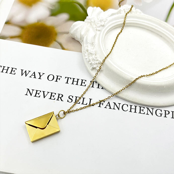 From Me Neckpiece - 18 K Gold Plated