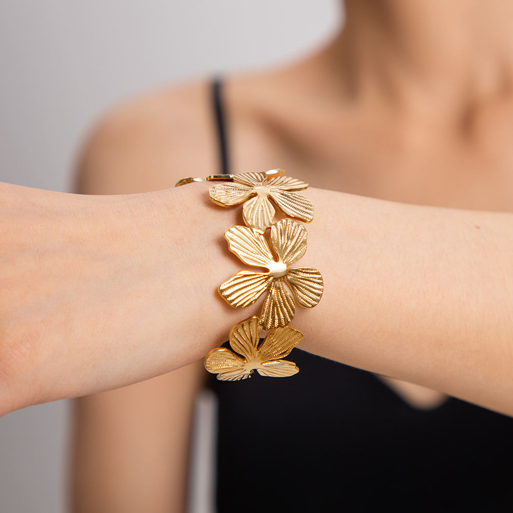 Blossom Bracelet - 18 K Gold Plated