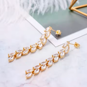 Glintara Earring - 18 K Gold Plated