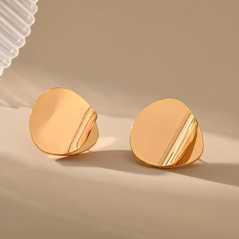 Bloom Earring- 18 K Gold Plated
