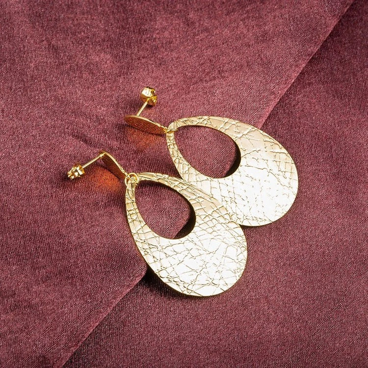 Starlet Drop Earring - 18 K Gold Plated