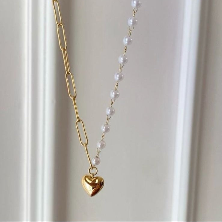 Pearla Neckpiece - 18 K Gold Plated