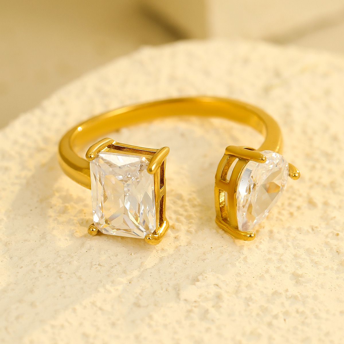 Diora Ring- 18 K Gold Plated (Adjustable)