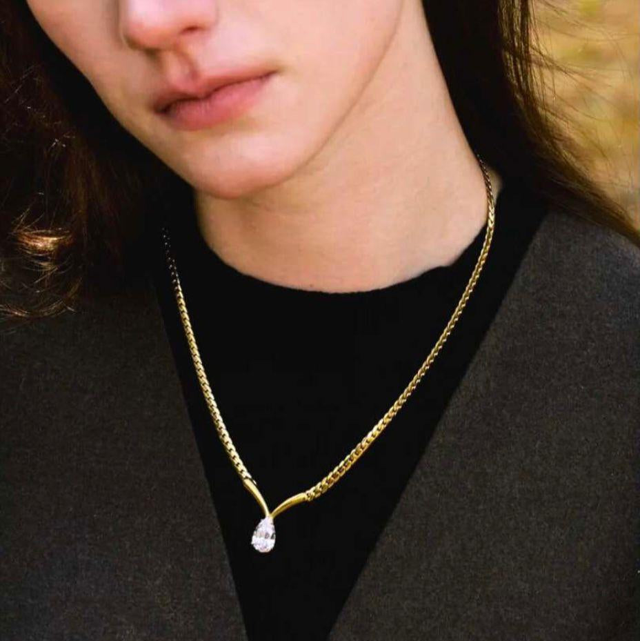 Royal Neckpiece - 18 K Gold Plated